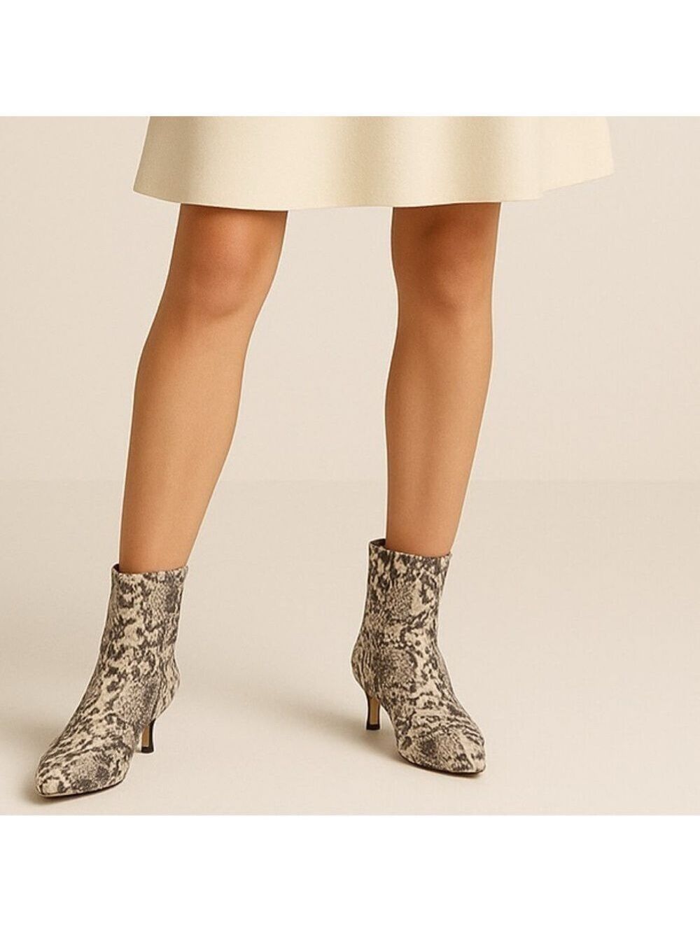 NWOB $129 Giani Bini Palmero Snake Print Snip Toe Kitten Heel Booties - Picture 10 of 10